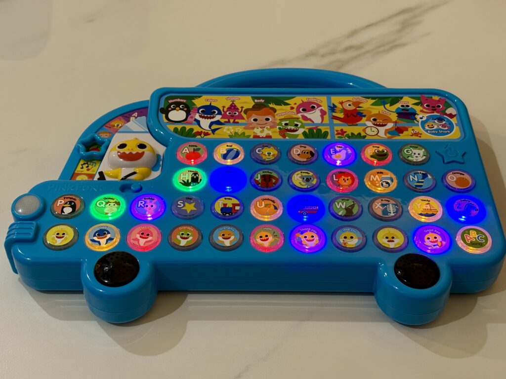 ボタンがいろんな色で光る