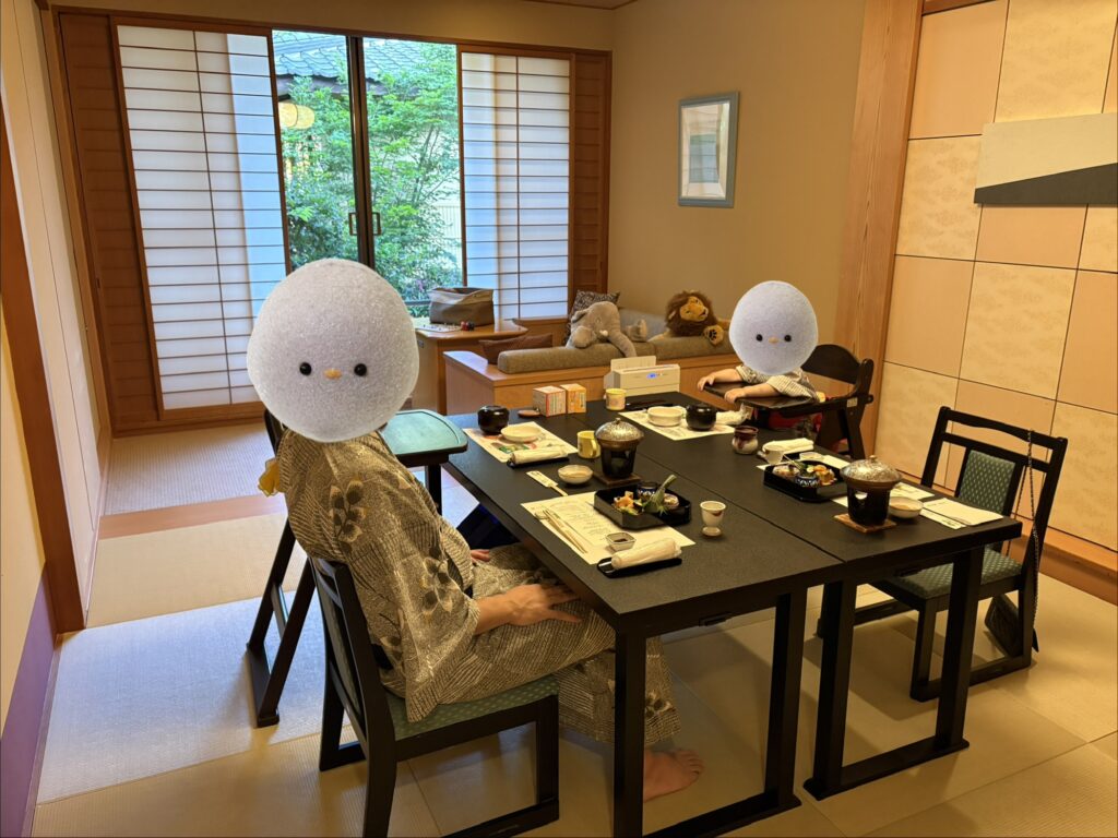 部屋奥にはスペースがあり子どもを遊ばせておくことが可能